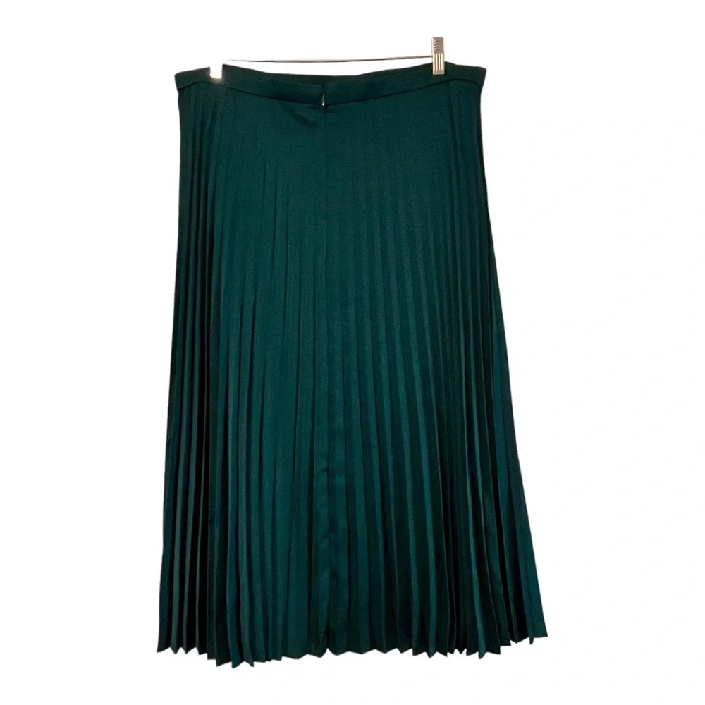 J. Crew NWT | Pleated MIDI Skirt Academic Green | 16 - Picture 12 of 15